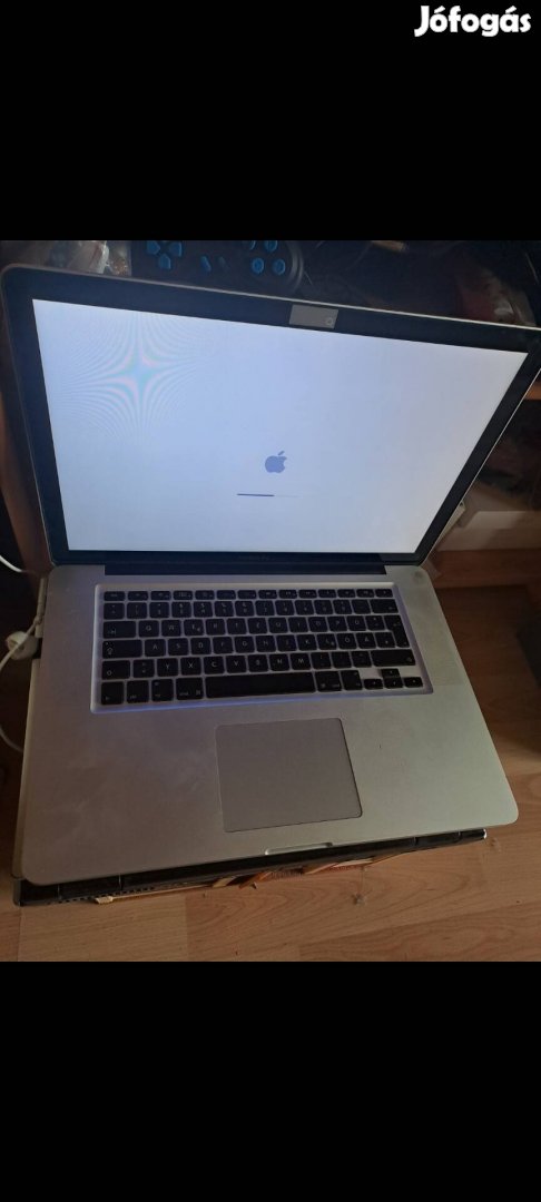 2db Macbook foglalkozós 