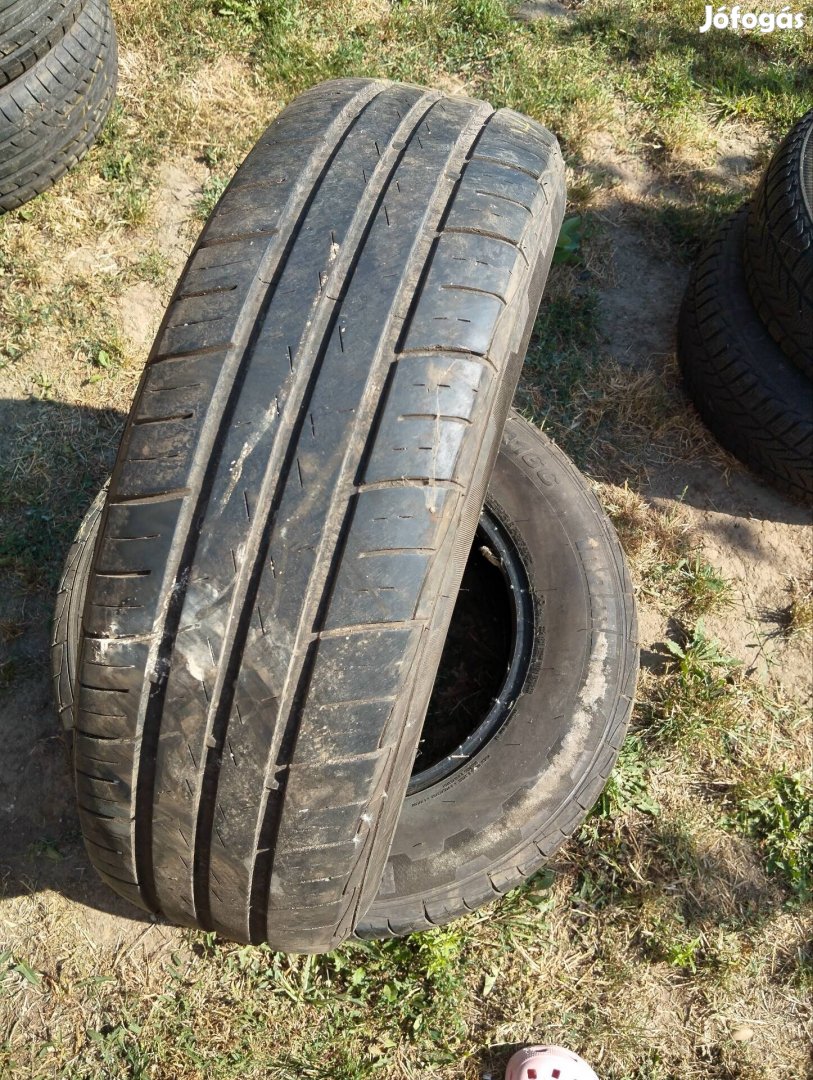 2db Mendex M-7 Momo 215/75R16C gumiabroncs