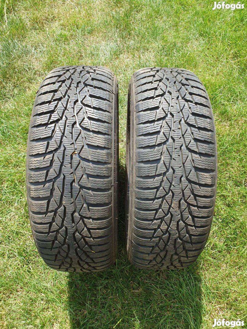 2db Téligumi Nokian WR D4 185/60 R15 újszerű állapotban