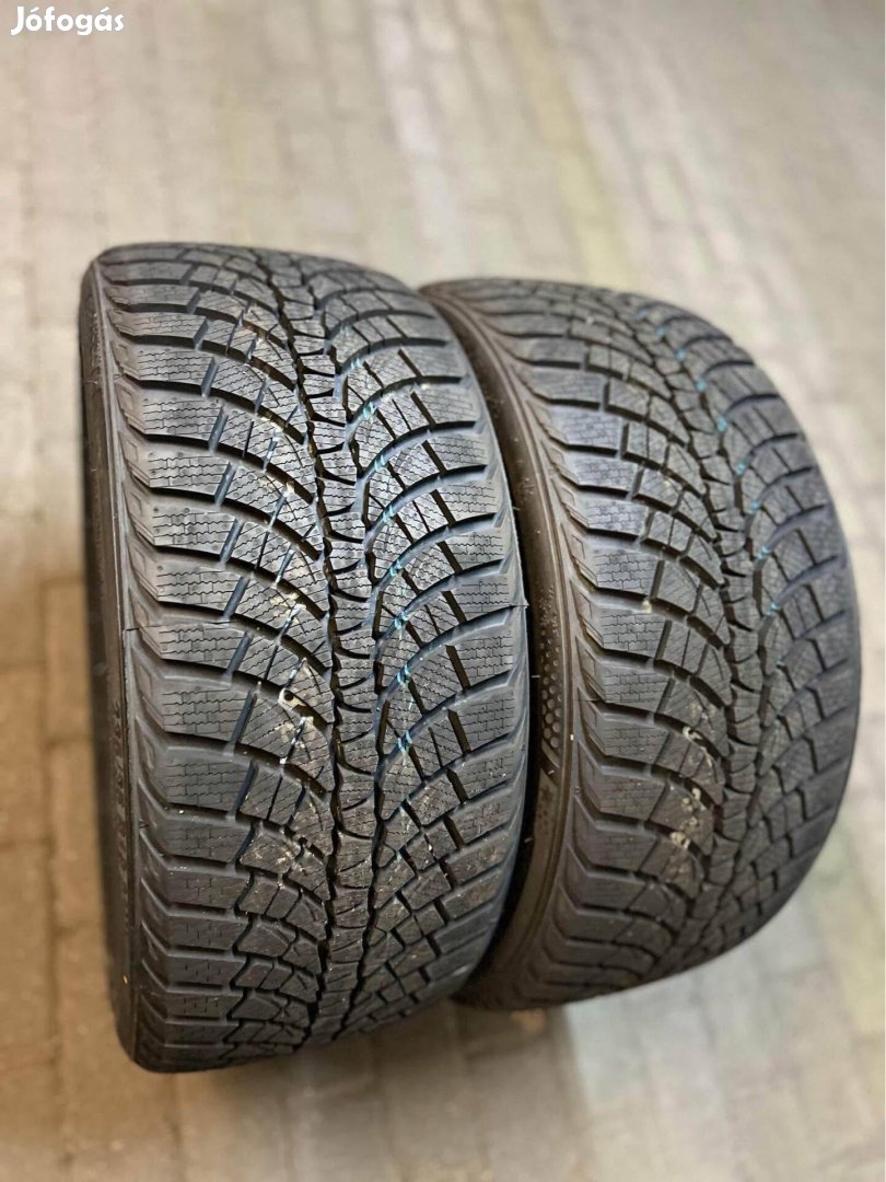 2db Új Kumho Téli 235/35R19, 235/35 R19