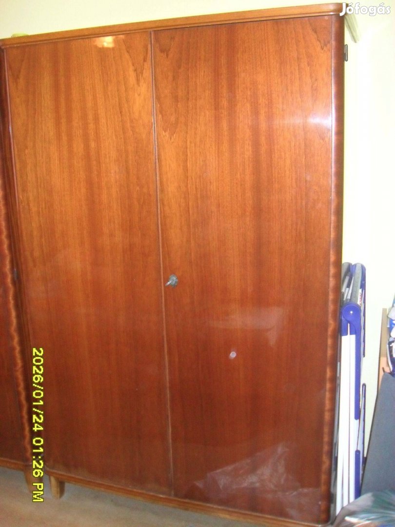 2db. kétajtós tükörfényes akasztós szekrény ingyen elvihető