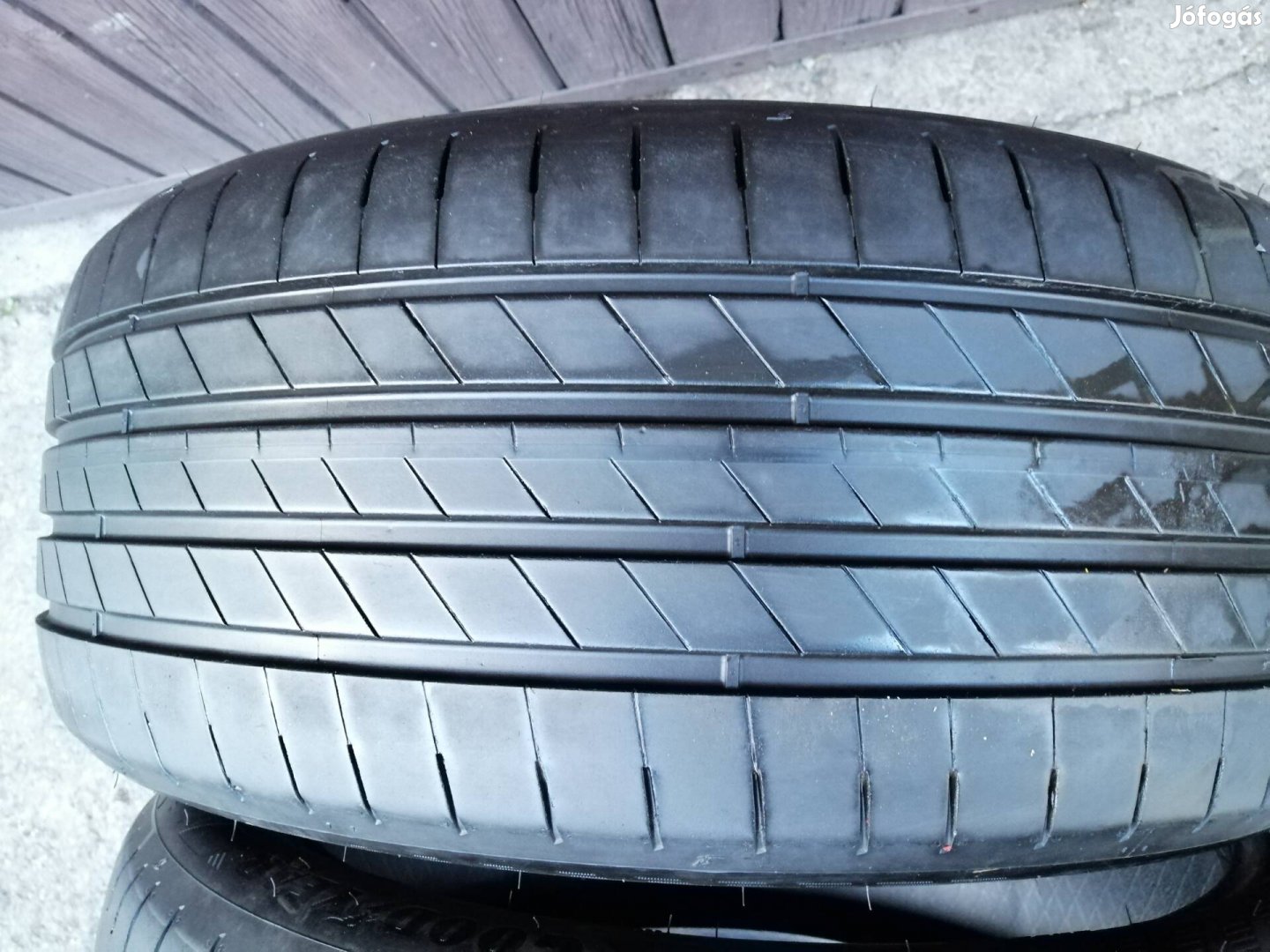 2db. új 255/40 R21 Goodyear Eagle F1 Asymmetric 6 