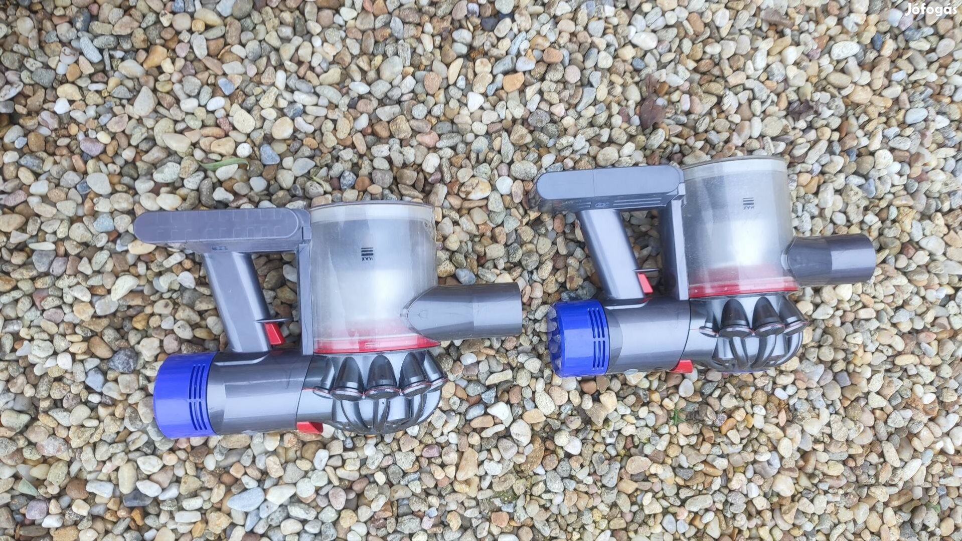 2db dyson v8 akkumulátoros porszívó alkatrésznek 