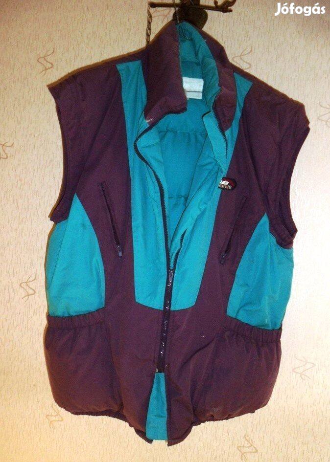 2db férfi tollbetétes kapucnis mellények