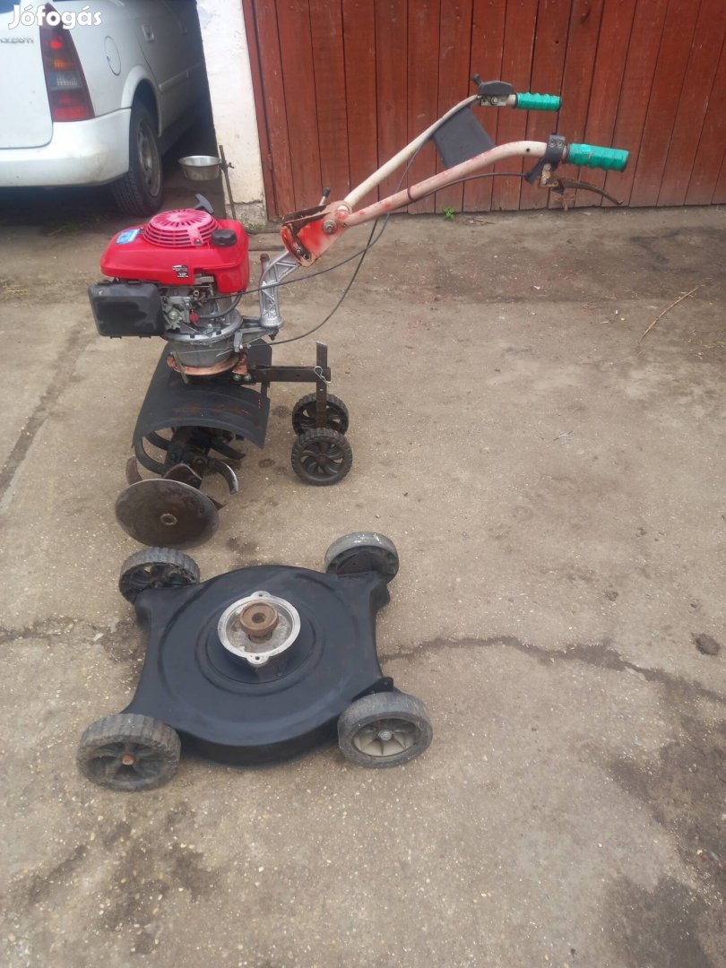 2db honda 5,5-es rotátor és egy fűnyíró adapter