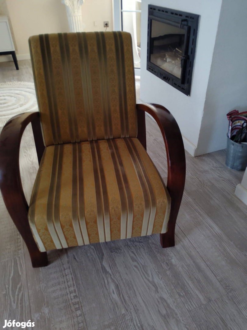 2db karfás, felújított Art-deco fotel