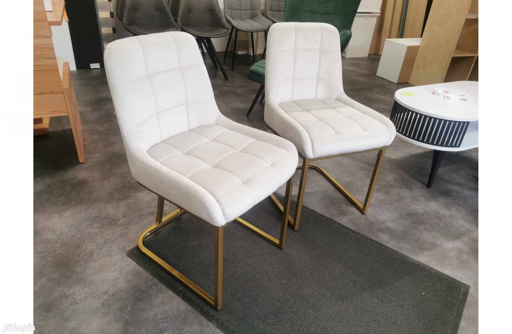 2db krémfehér/arany design karos szék