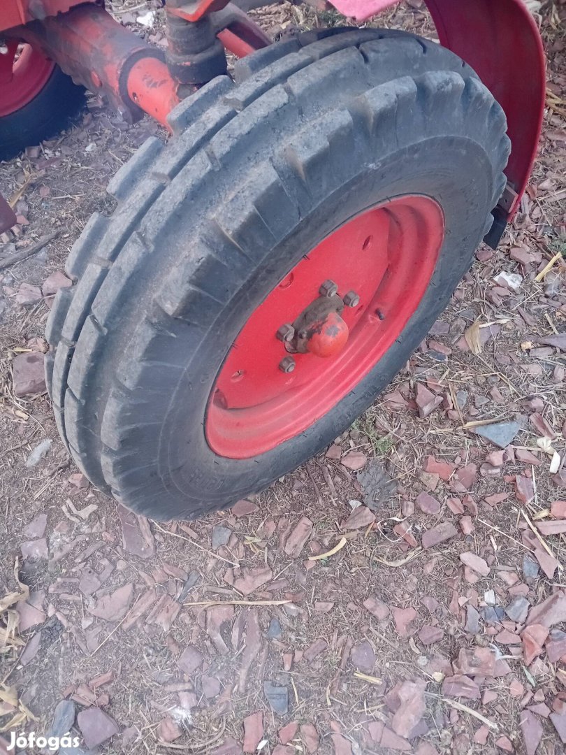 2db mtz 59/89 első kerek komplett 