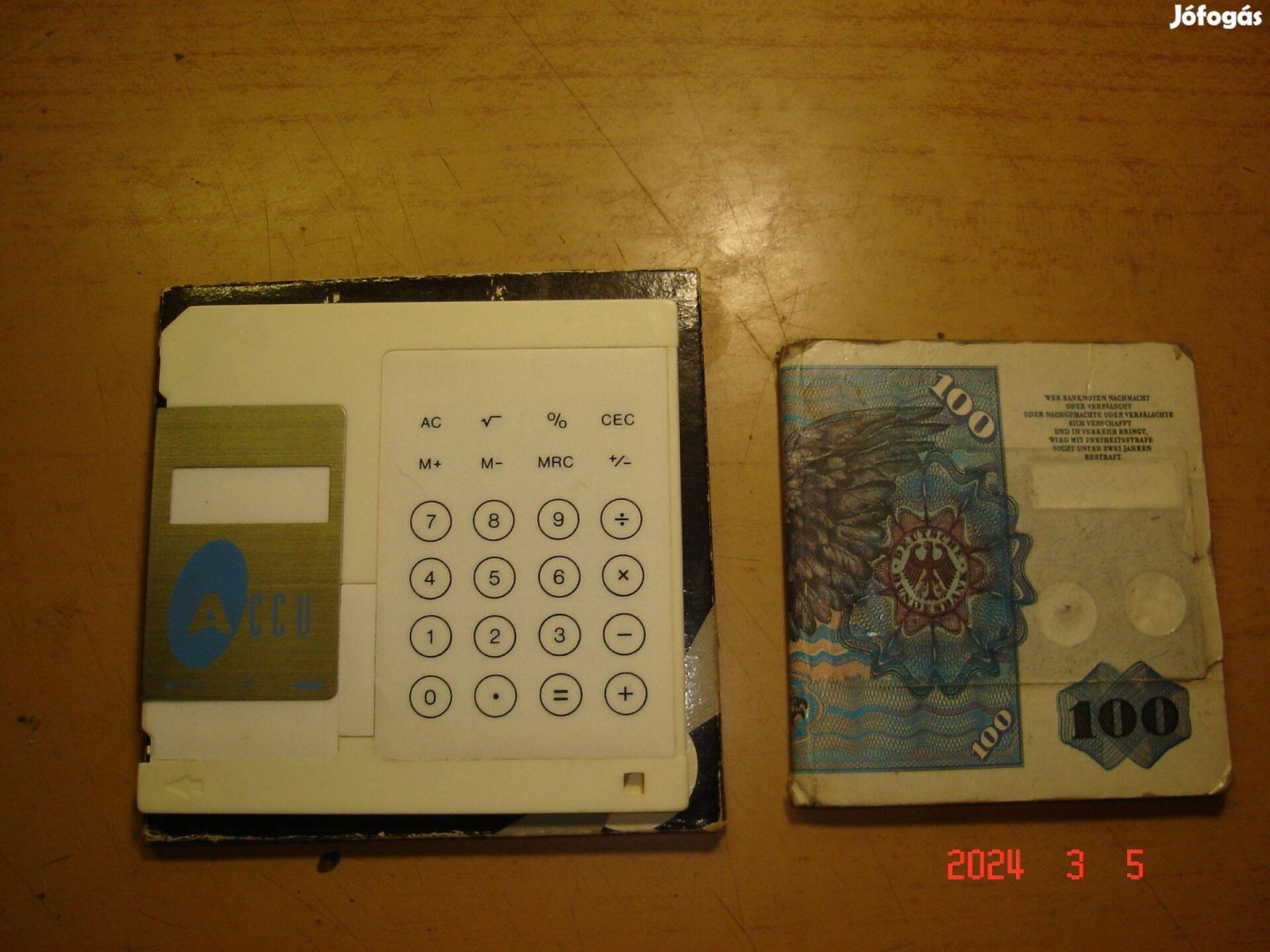 2db napelemes régi számológép