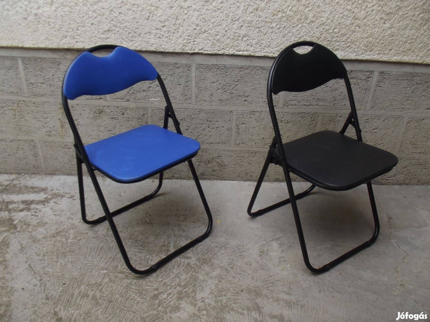 2db összecsukható szék