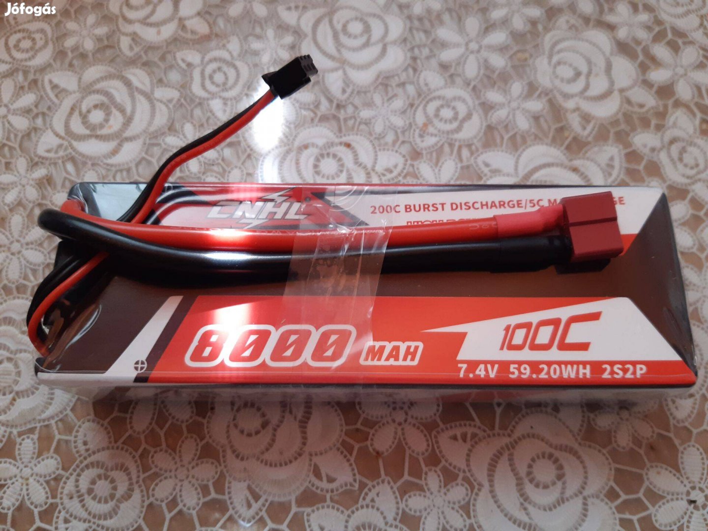 2db új 2S 7,4 Volt 8000 mAh 100C kemény tokos Lipo akku etetőhajóba