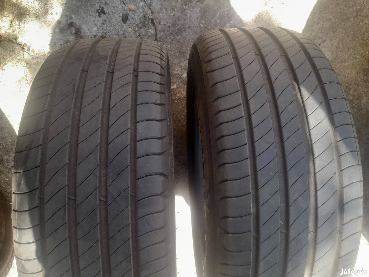 2db újszerű 225 45 17 nyári gumi szerelve is Michelin