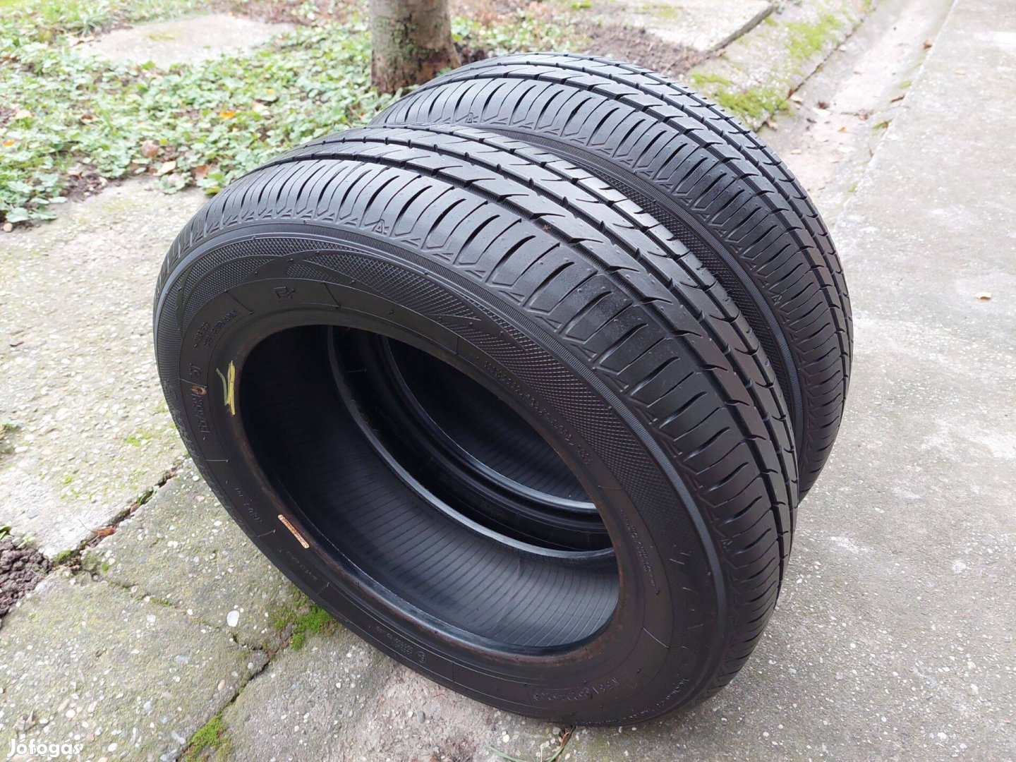 2db újszerű toyo nyárigumi 155/65r14 14 col