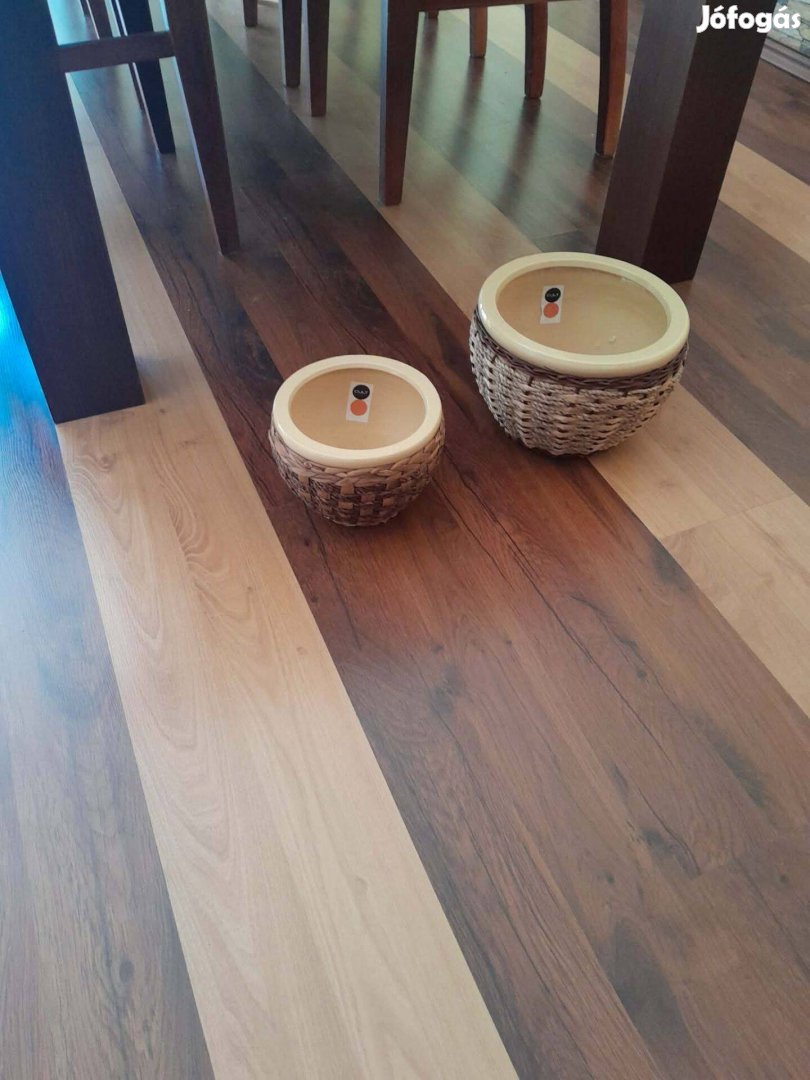 2db virágtartó kaspók