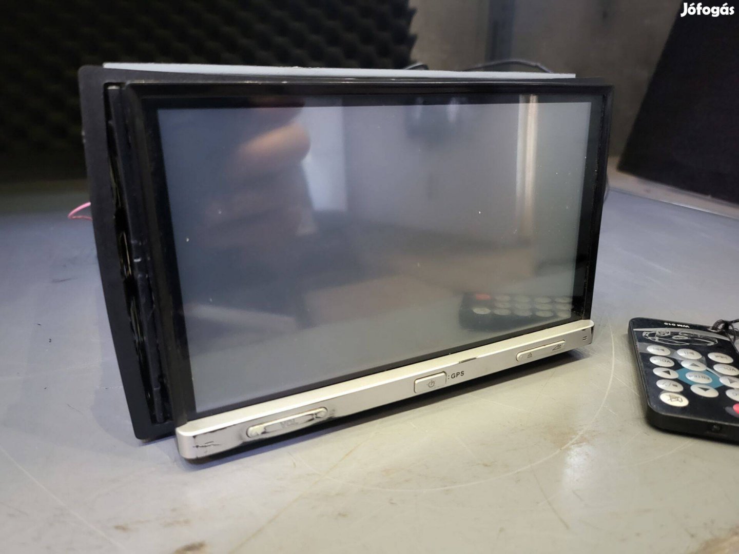2din 7" fejegység (Igo/Bluetooth, sd, dvd)