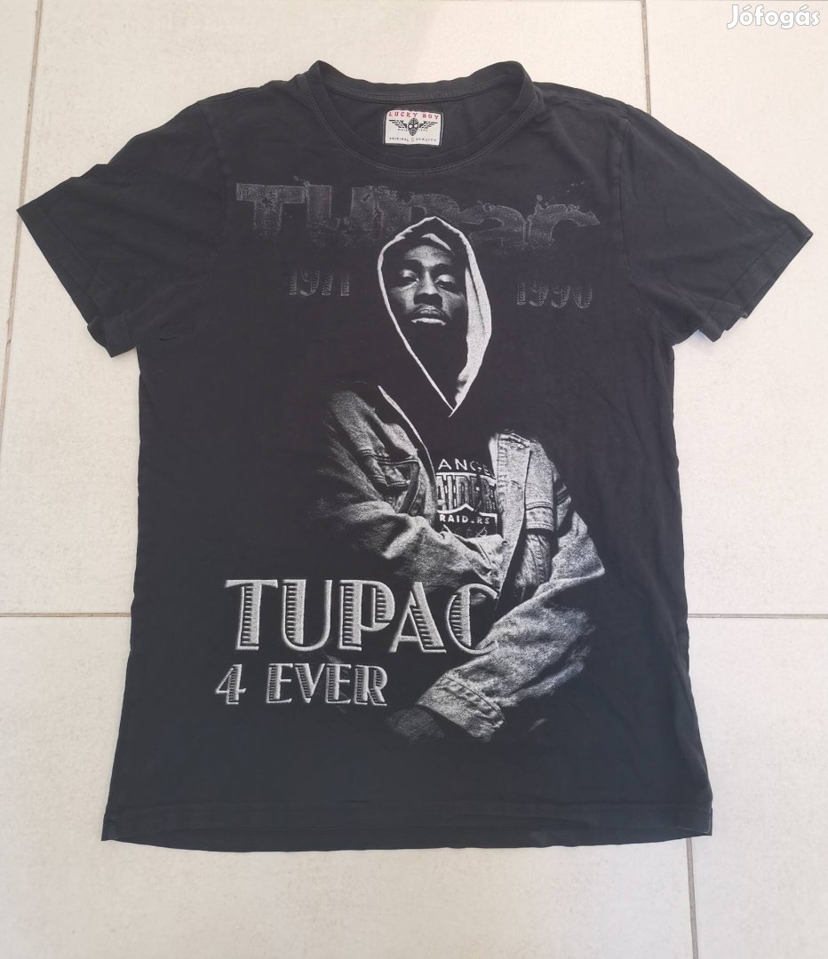 2pac környakú póló 