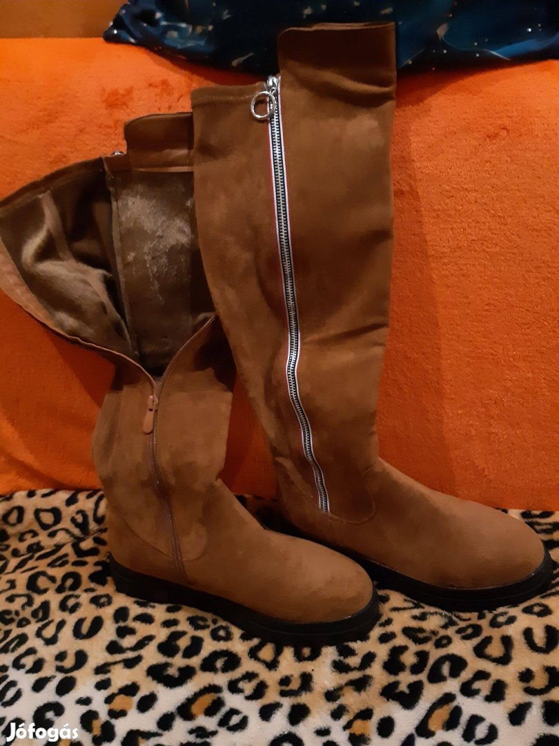 2pár Női csizma eladó 40 es méret