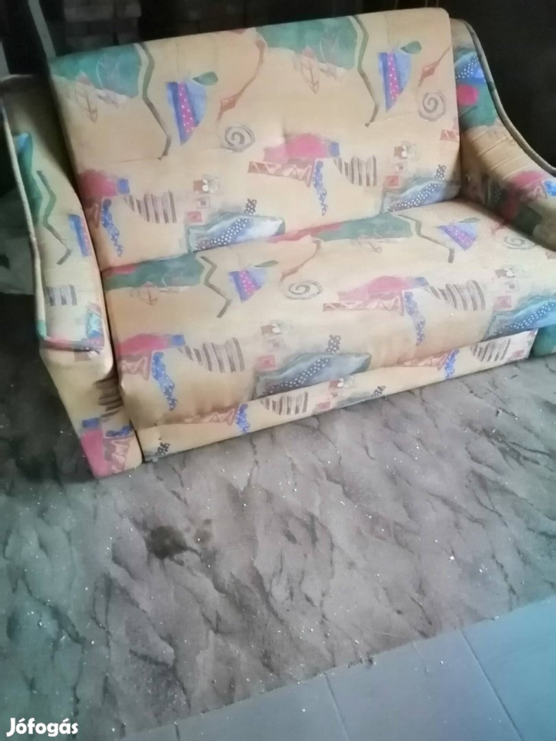 2személyes kanapé eladó 