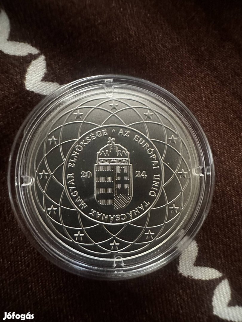 3000 Ft Magyarország az Európai Unió Tanácsának soros elnöke