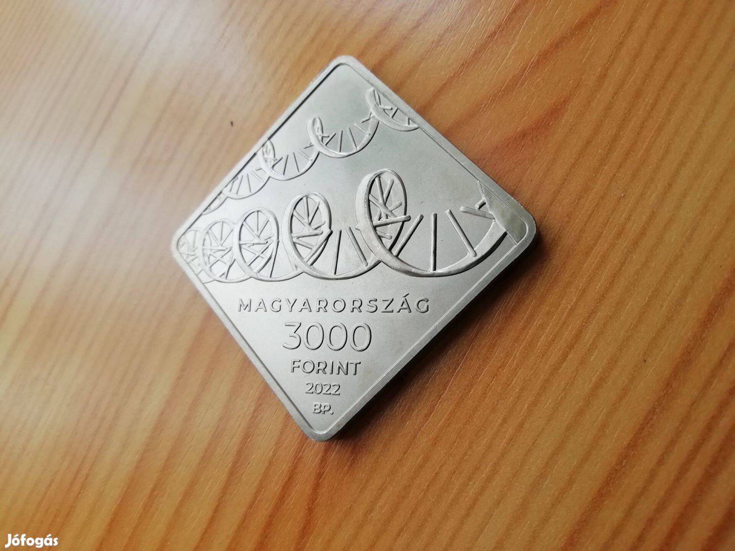 3000 Ft-os emlékpénz Nobel -dijas Karikó Katalin