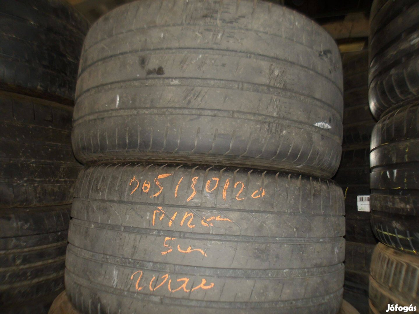 305/30r20 Pirelli nyári gumi ajándék szereléssel