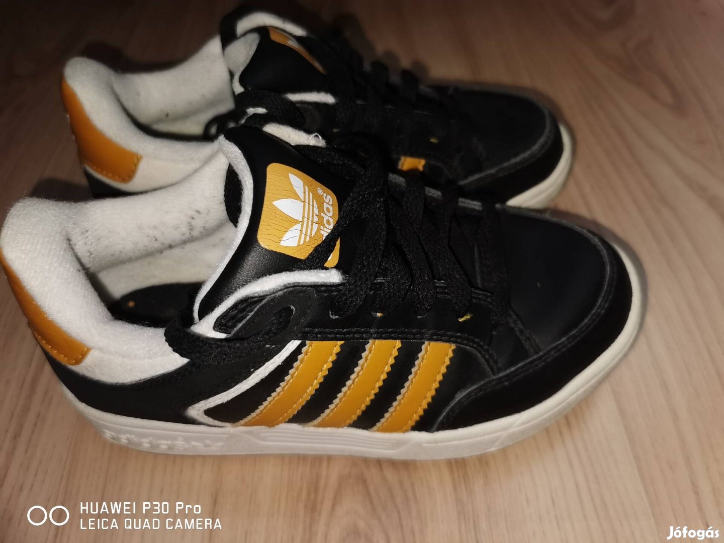 30-as Adidas Original - Varial Low junior sportcipő