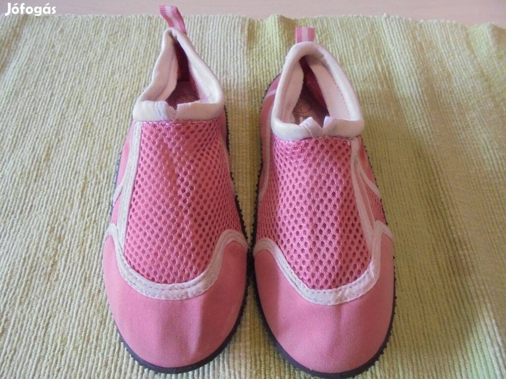 30-as Lupilu lány vízicipő úszó strand tengerjáró 30