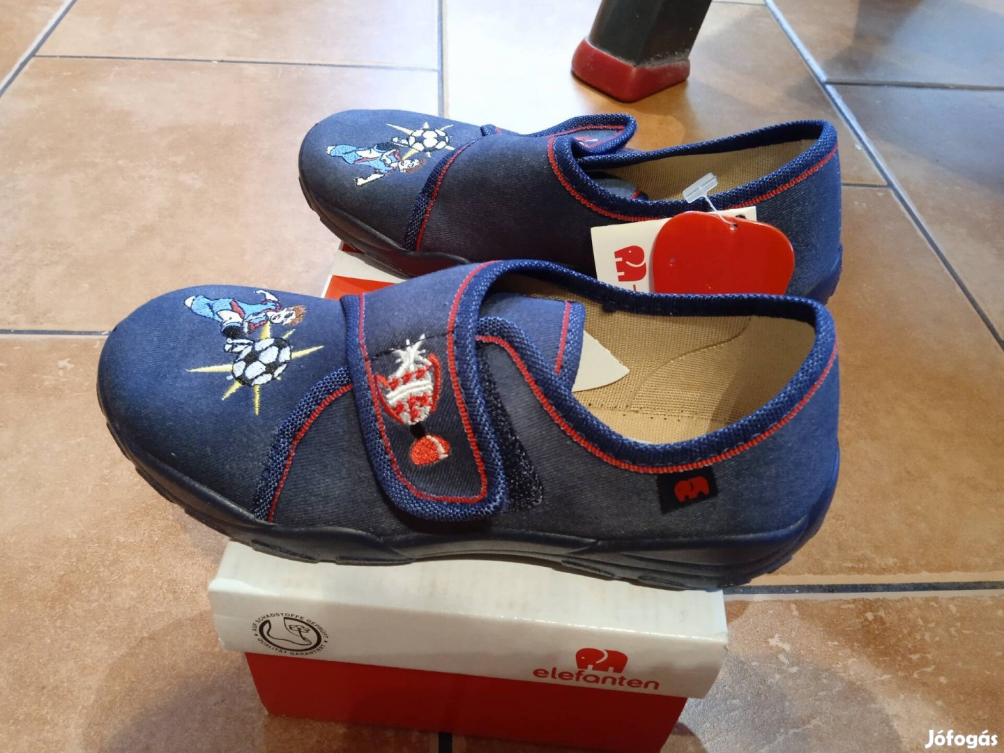 30-as Új fiú elefanten benti cipő