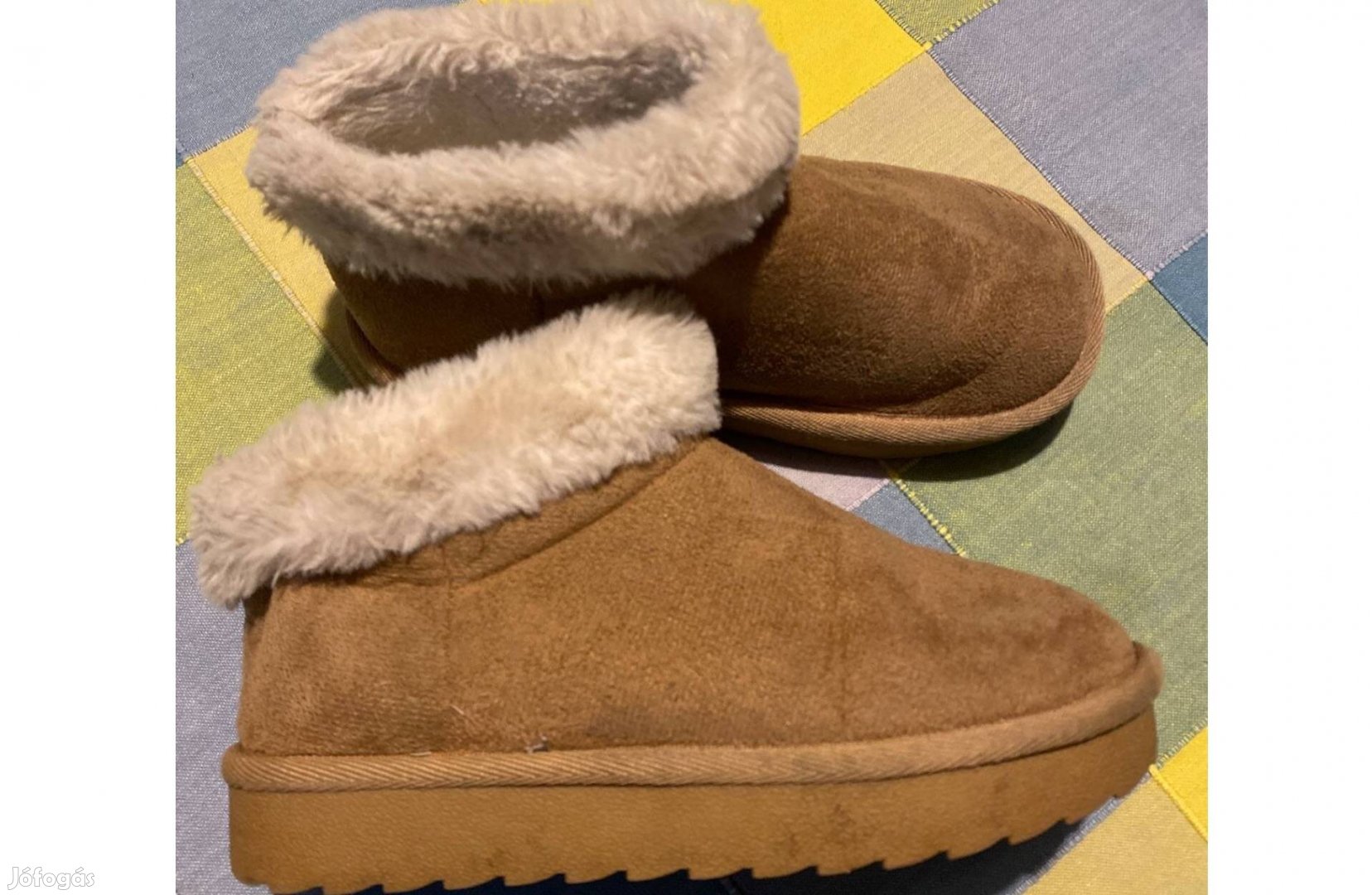 30-as meleg bundás csizma bth. 20 cm