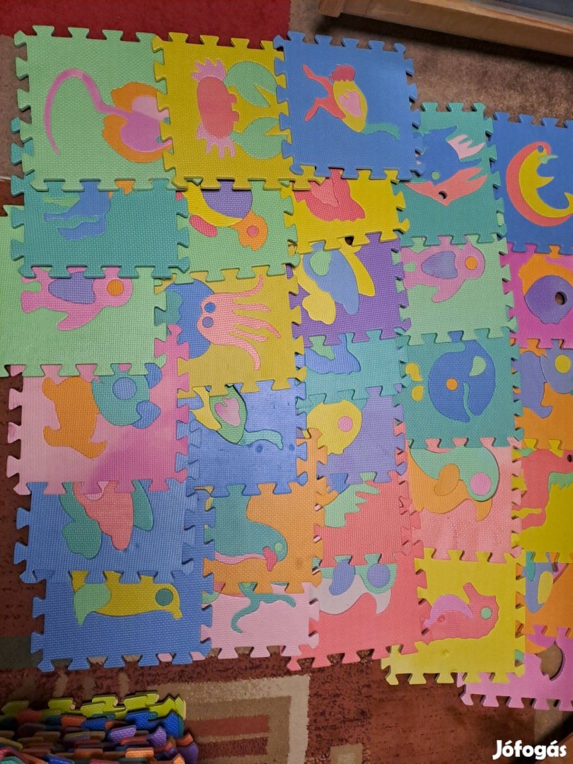 30 darab bonyolultabb állatmintás szivacs kirakó, habtapi