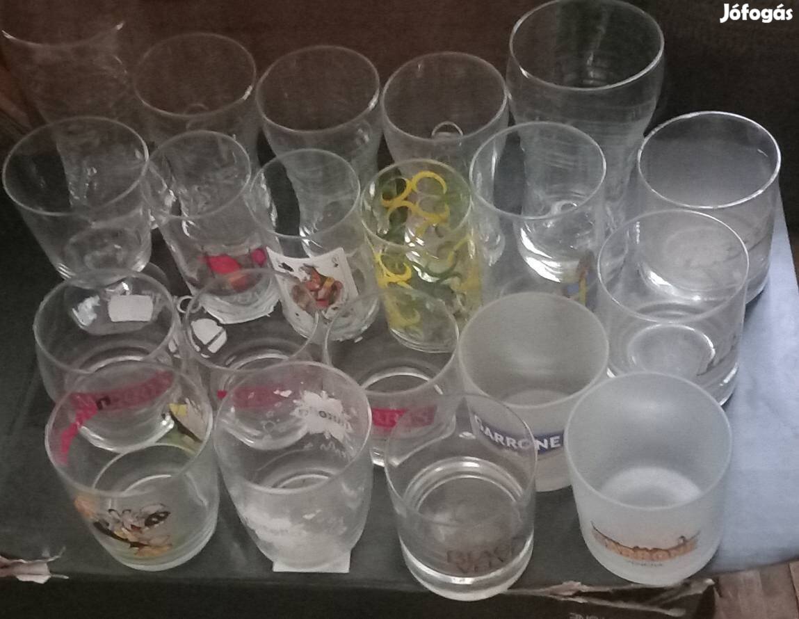 30 db vegyes pohár
