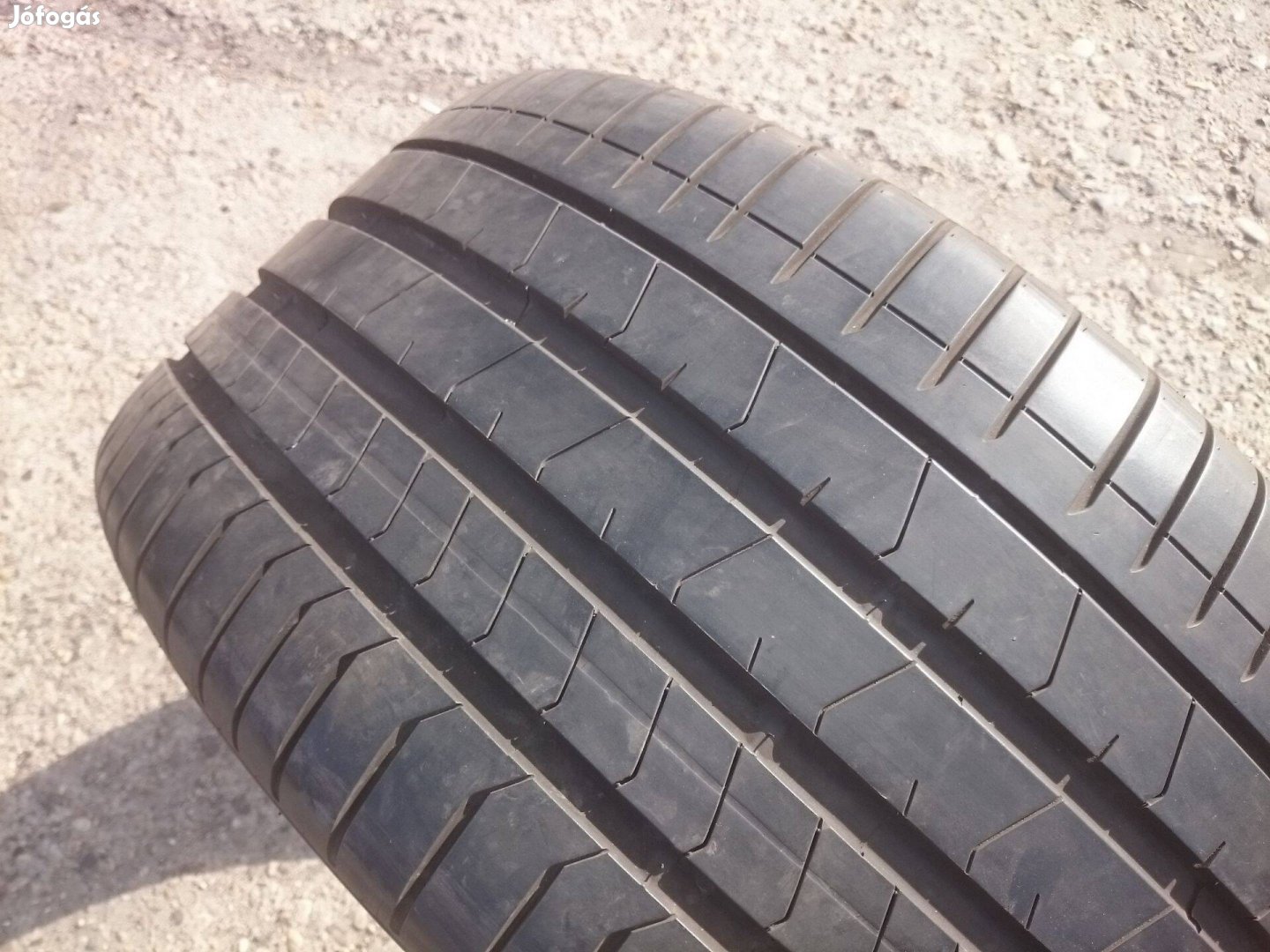 315/30 R22 315/30R22 315 30 22 Pirelli P-Zero PZ4 *1 95% 2023 1db !!!