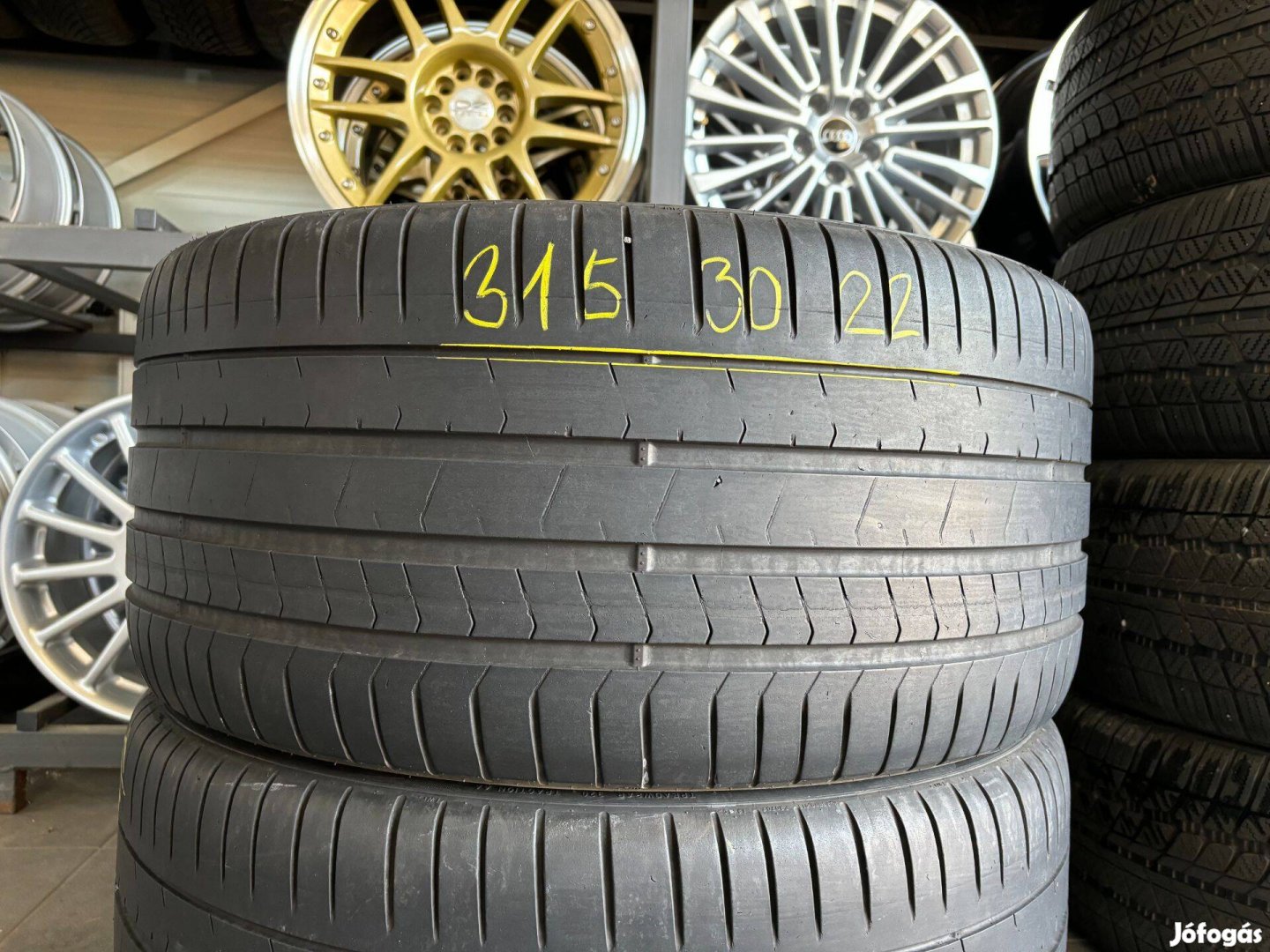 315/30 r22 Pirelli PZ4 nyárigumi 2db eladó 315/30r22