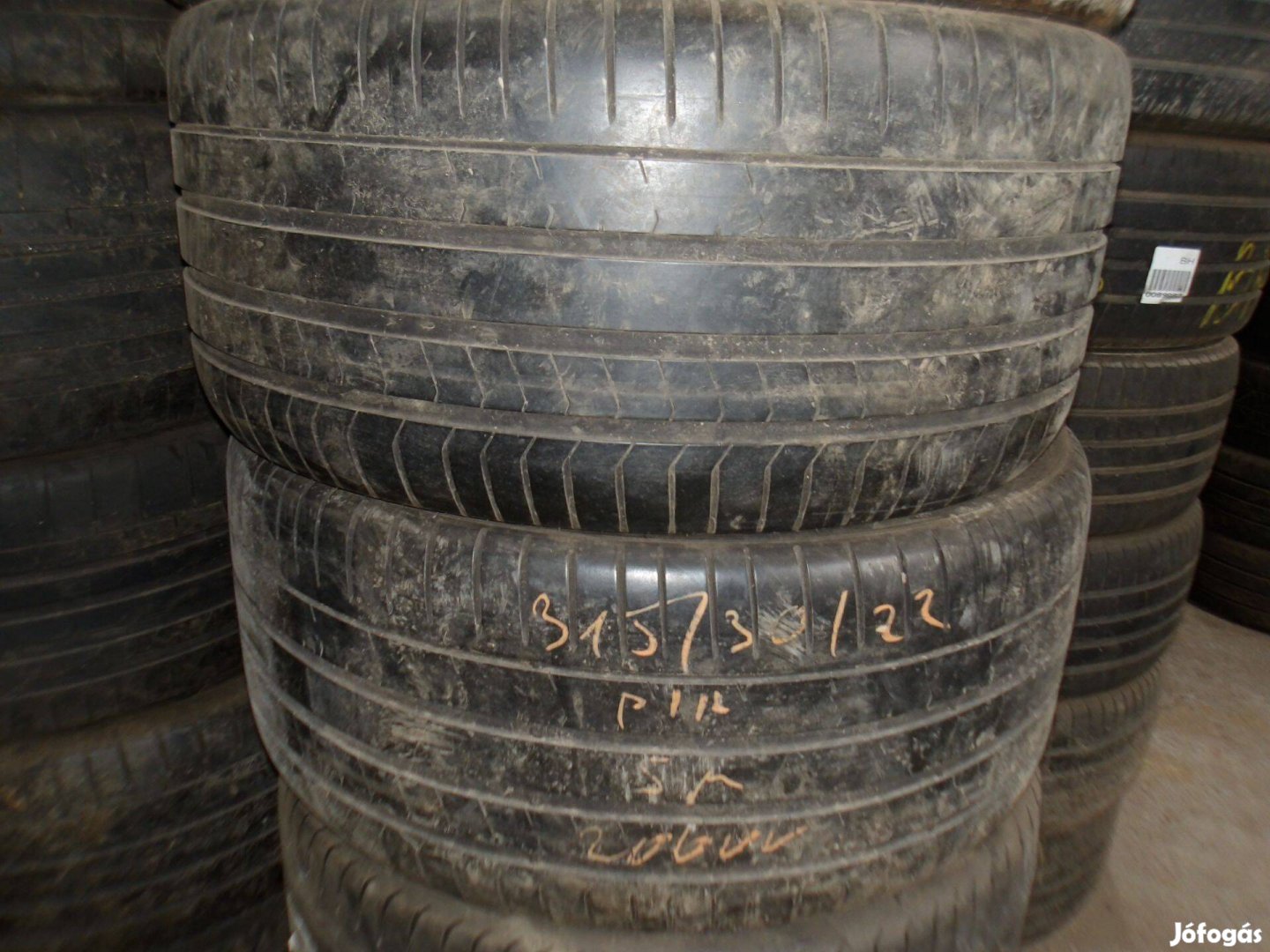 315/30r22 Pirelli nyári gumi ajándék szereléssel