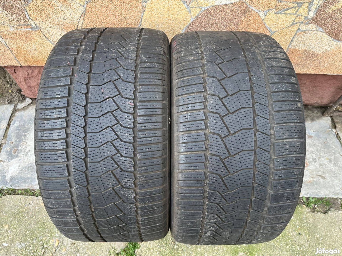 315/35R20 Winter Contact TS860 S SSR 2db eladó!