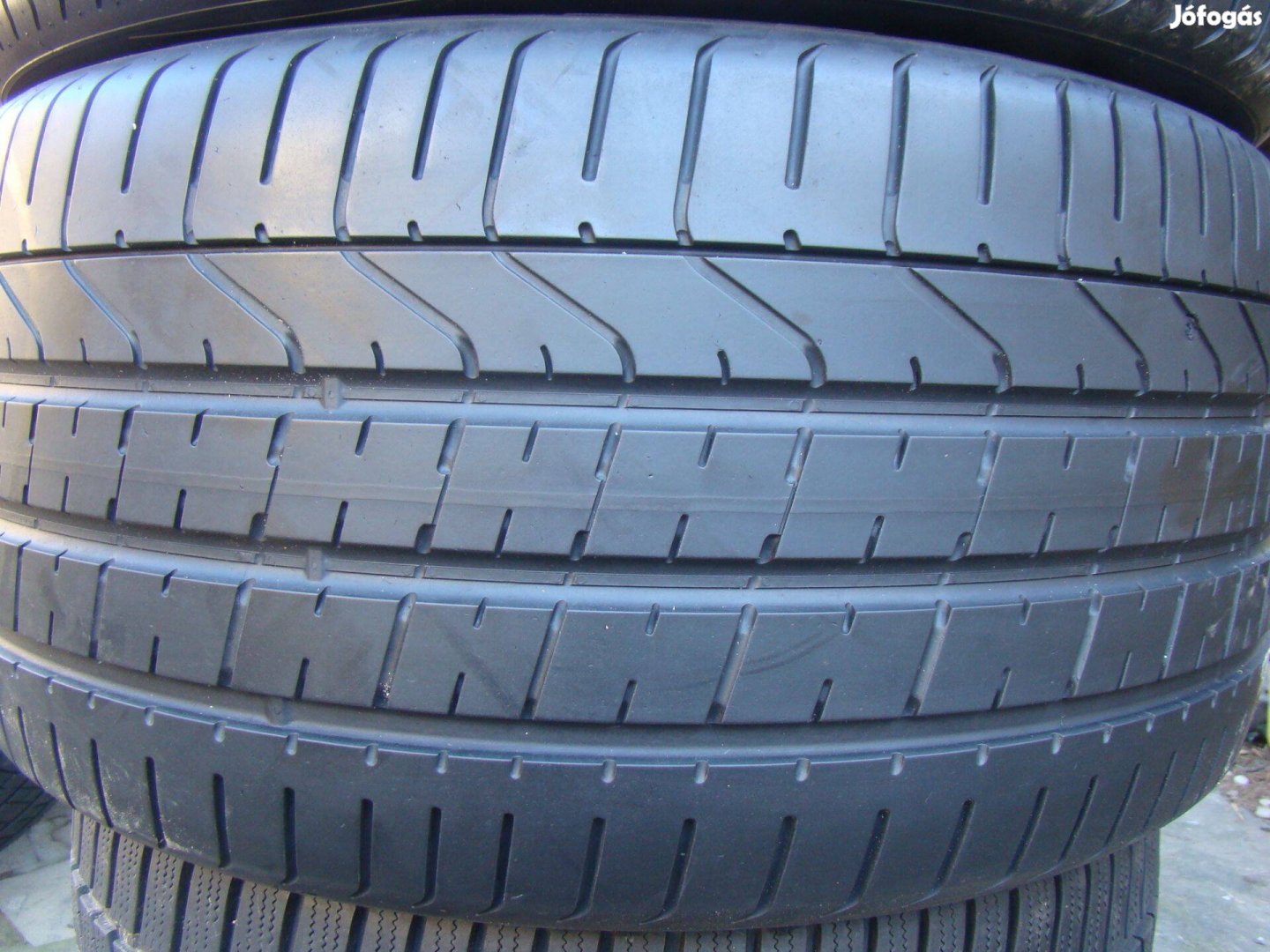 315/35 r21 Pirelli nyári gumi 315/35r21