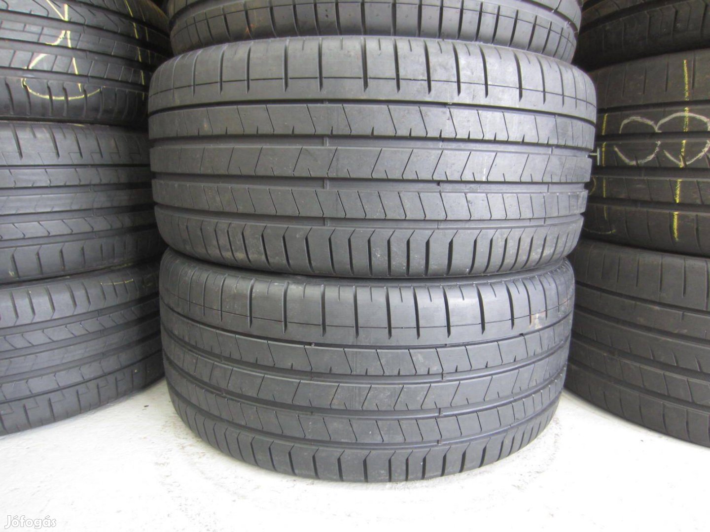 315/40 R21 Pirelli Pzero 115Y