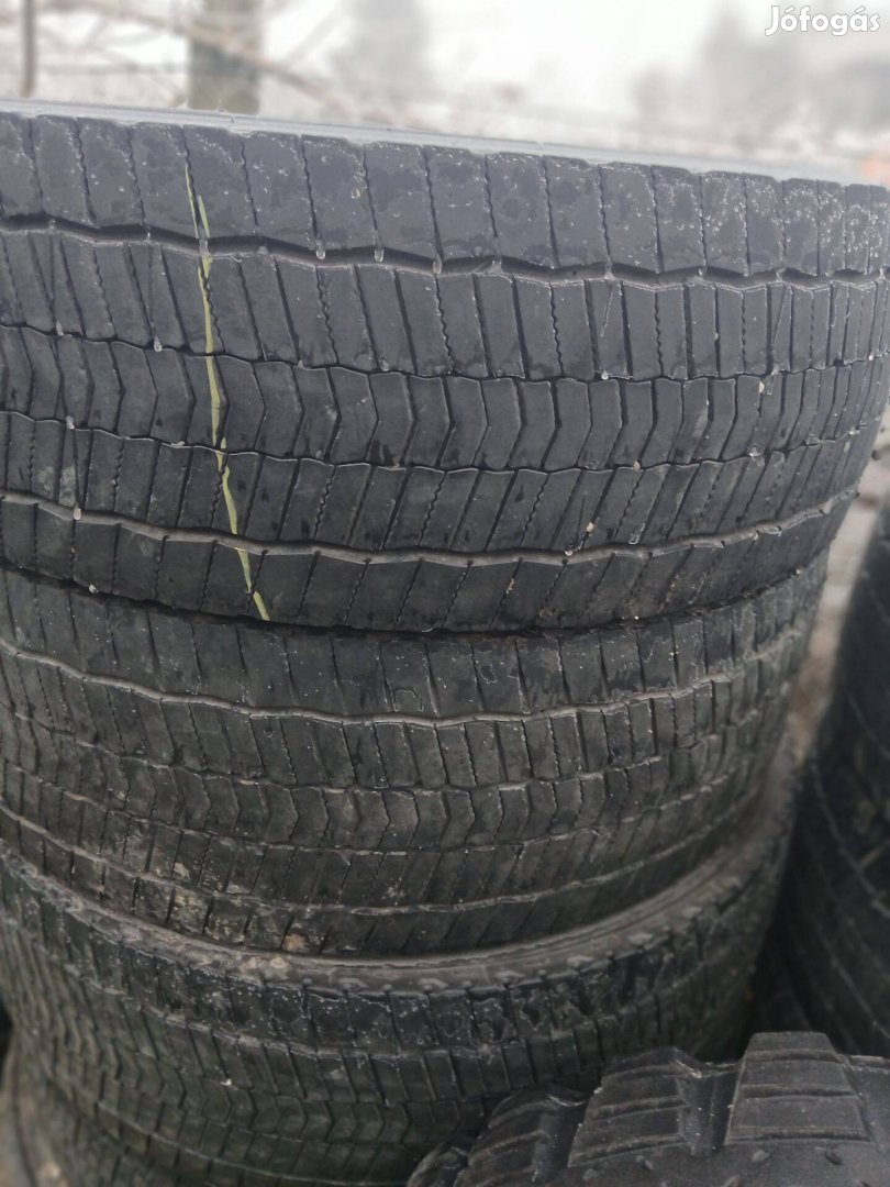 315/70/22.5 michelin hankook húzó kamion gumik