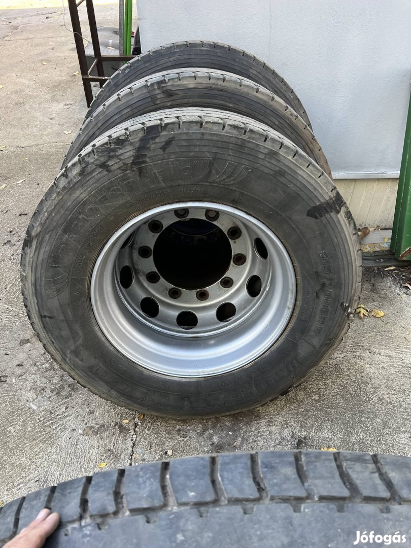 315/70 R22,5 teherautó gumi 