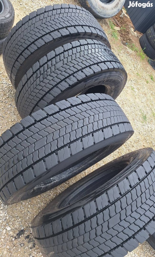 315/70 r22.5 Goodyear Fuelmax húzó,,Évjárat2024