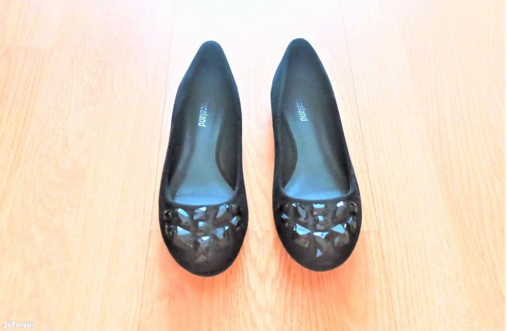 31 bth:20 cm Újszerű 1kéz cuki köves fekete alkalmi balerina cipő