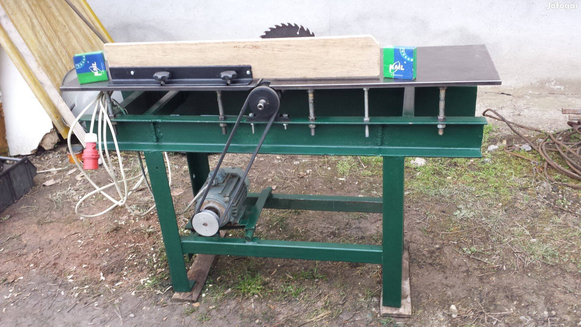 320-as asztali gyalugép gyalu körfűrész felújított erős