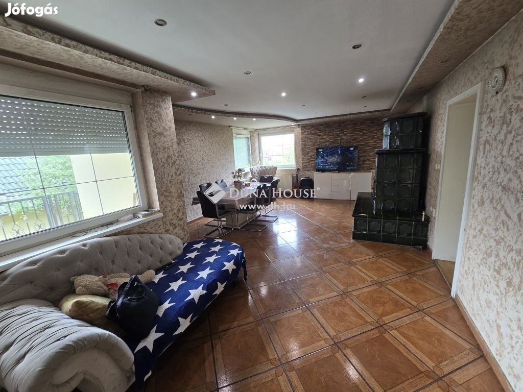 321 nm-es ház eladó Székesfehérvár