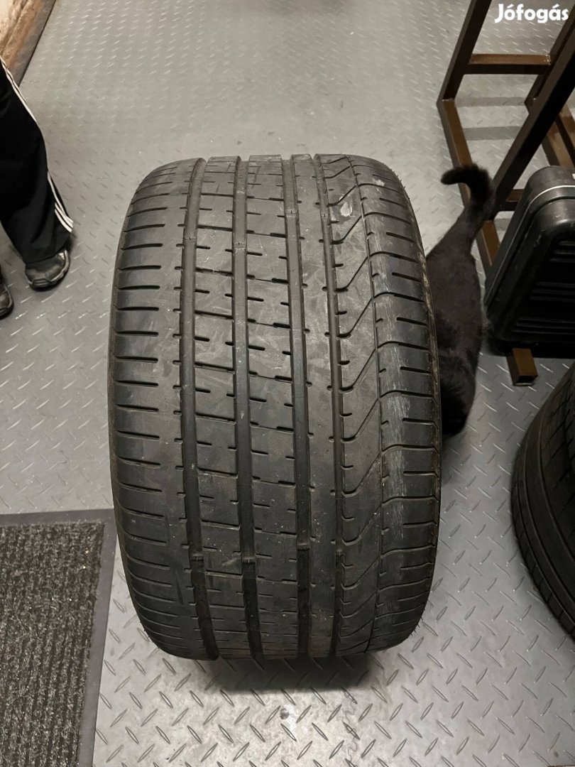 325/25 R21 Pirelli P Zero túltárolt újszerű 2db gumiabroncs