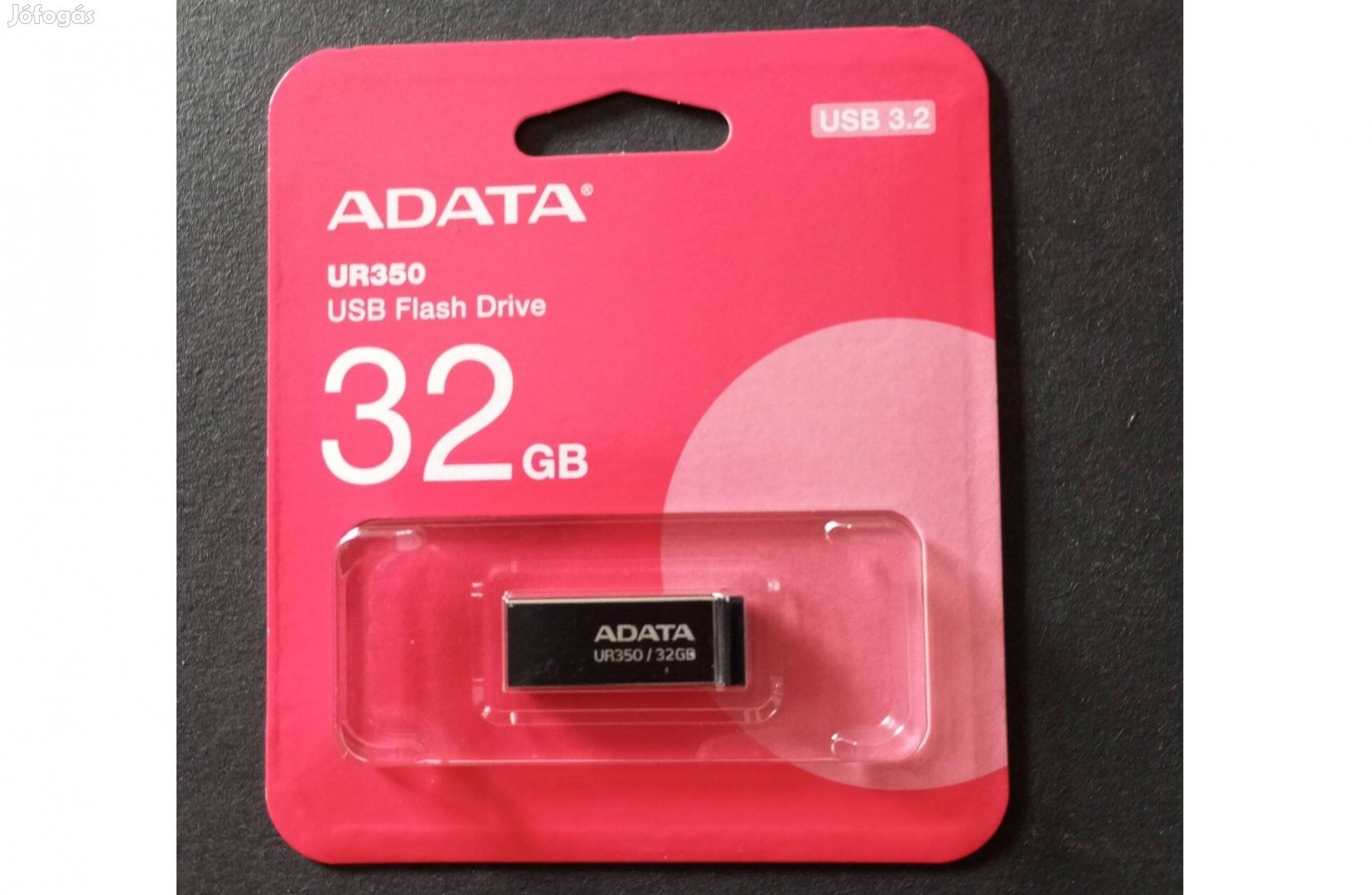 32GB 32 GB pendrive fém USB3.2 gyors bontatlan Adata márka