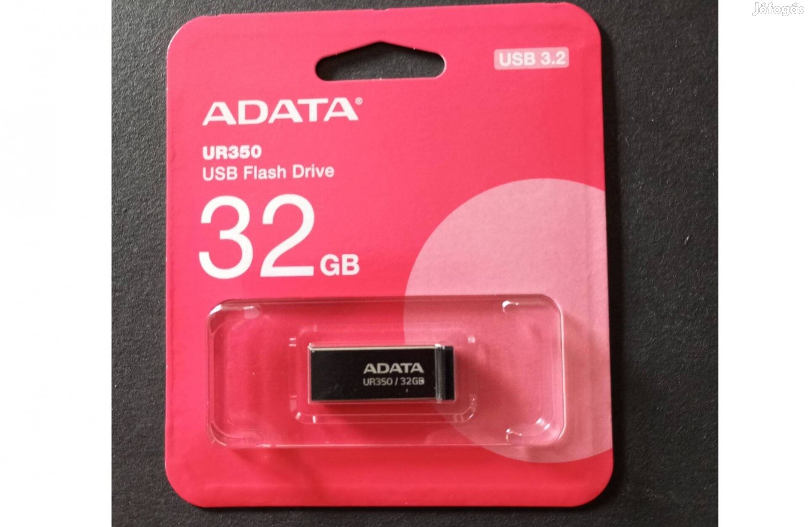 32GB 32 GB pendrive fém USB3.2 gyors bontatlan Adata márka