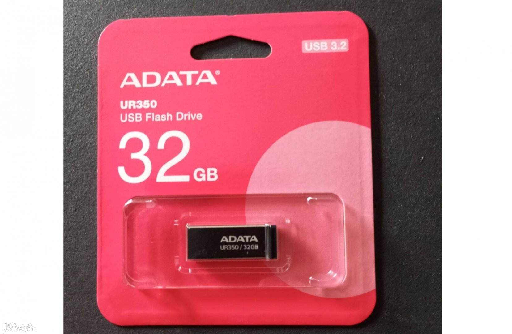 32GB 32 GB pendrive fém USB3.2 gyors bontatlan Adata márka