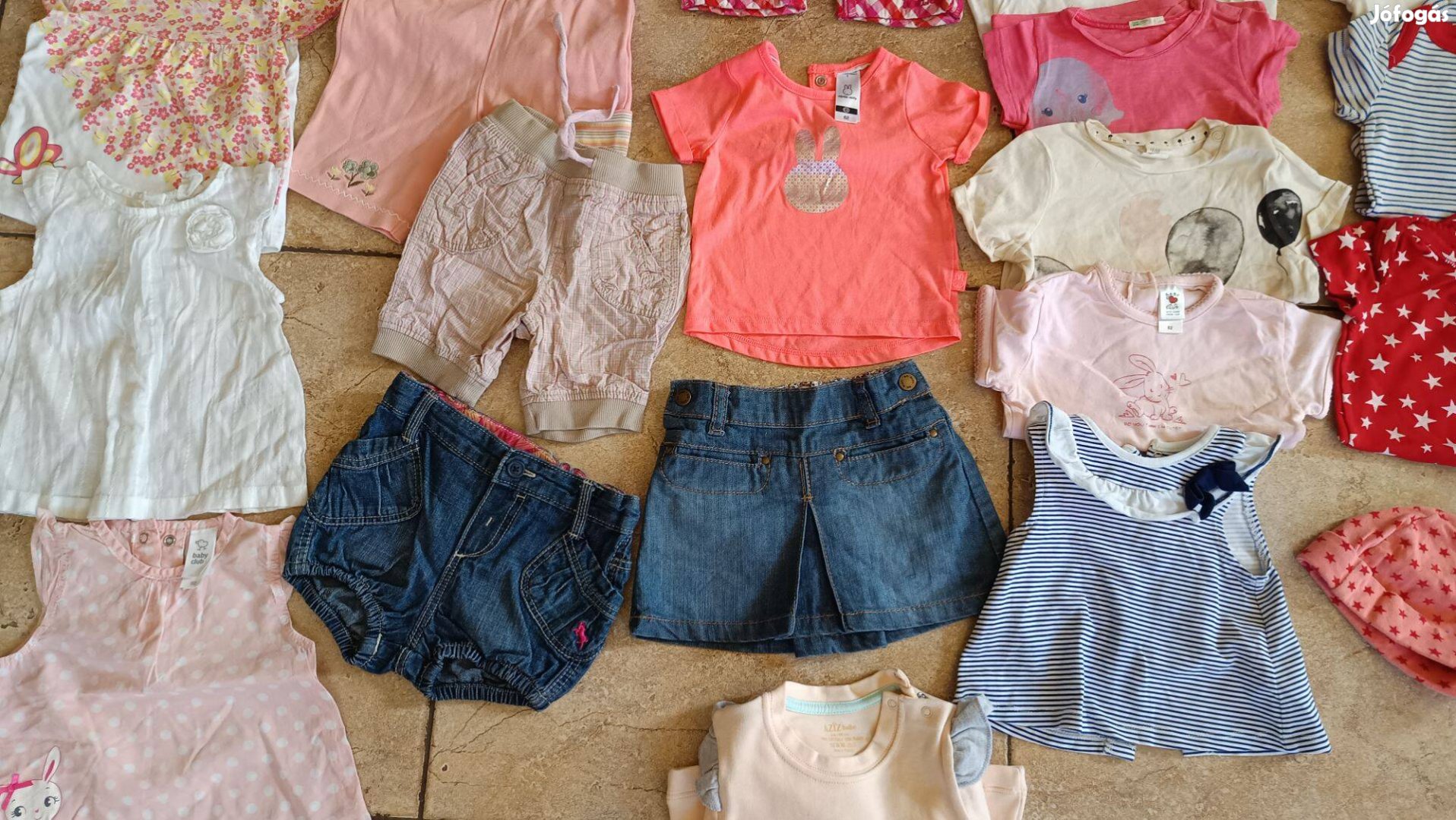 32 db-os kislány 6268-as ruhacsomag olcsón eladó!