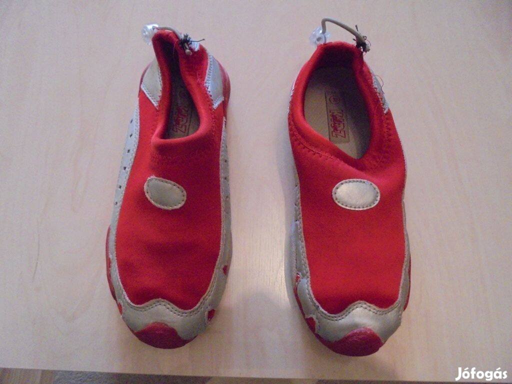 32-es Kidz összehúzható unisex vizicipő úszó tengerjáró