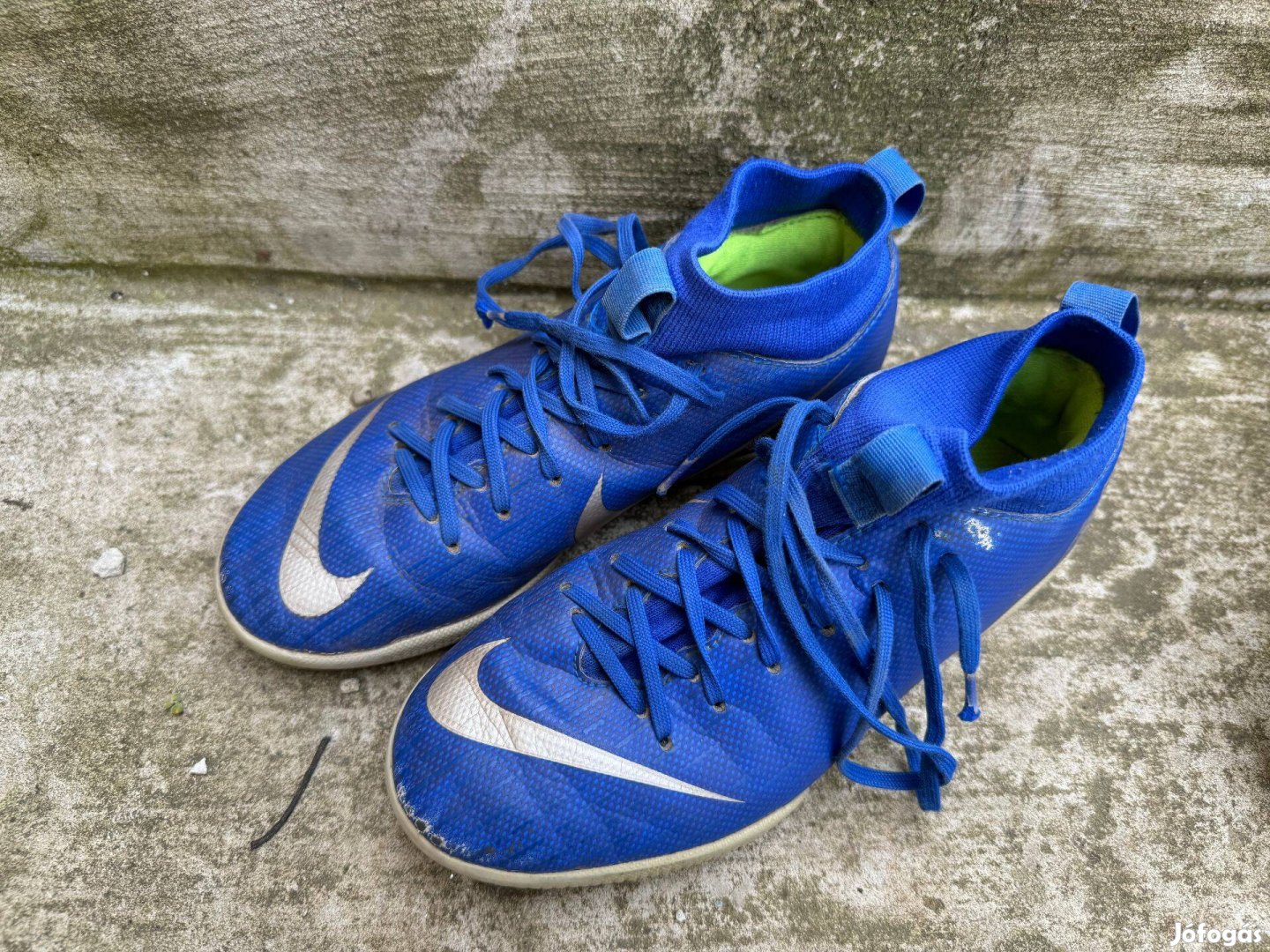 32 es Nike mercurial foci cipő futball cipő sima talpú 4000 Ft ért